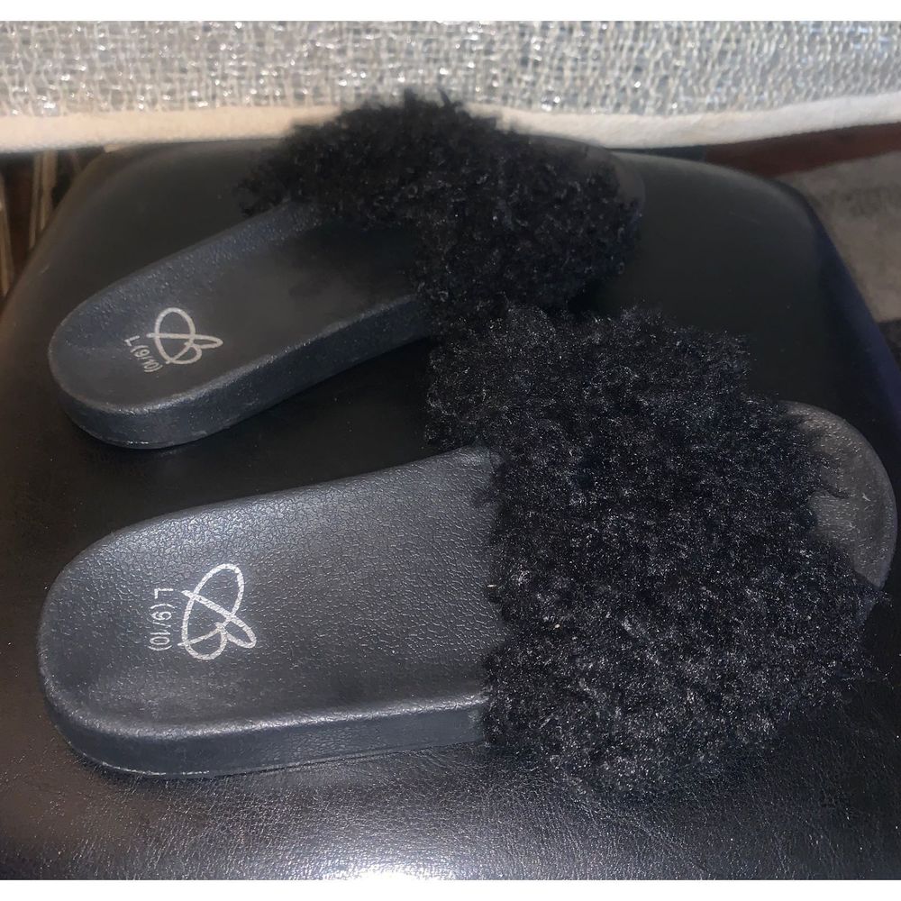 Womens L(9/10) Slides